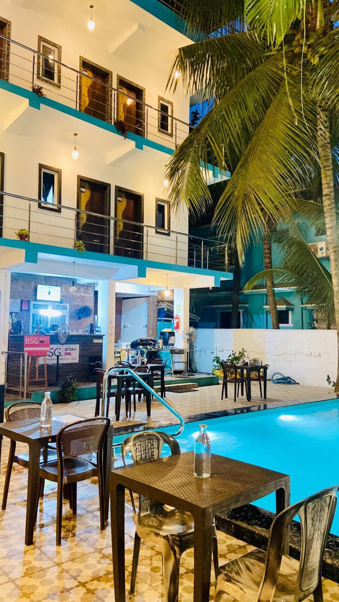 Bsg Stay - Turtle Beach Morjim Goa Exterior photo