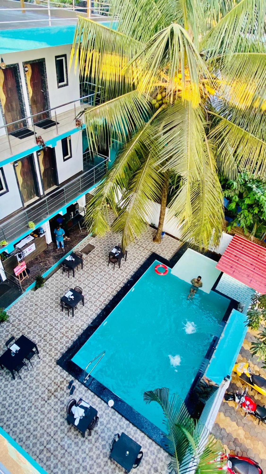 Bsg Stay - Turtle Beach Morjim Goa Exterior photo