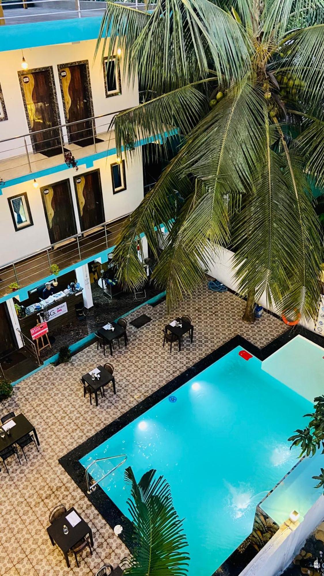 Bsg Stay - Turtle Beach Morjim Goa Exterior photo