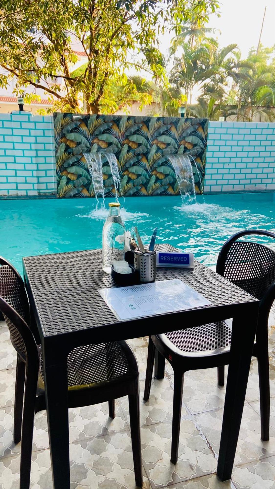 Bsg Stay - Turtle Beach Morjim Goa Exterior photo